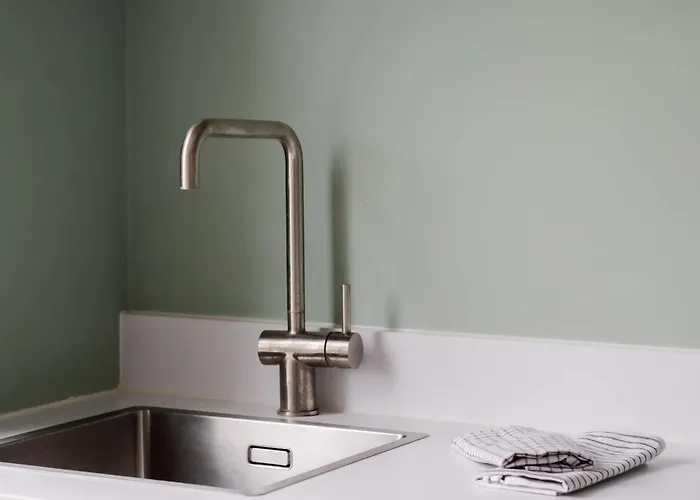 Your Modern Retreat Close To Center דירה רוטרדם