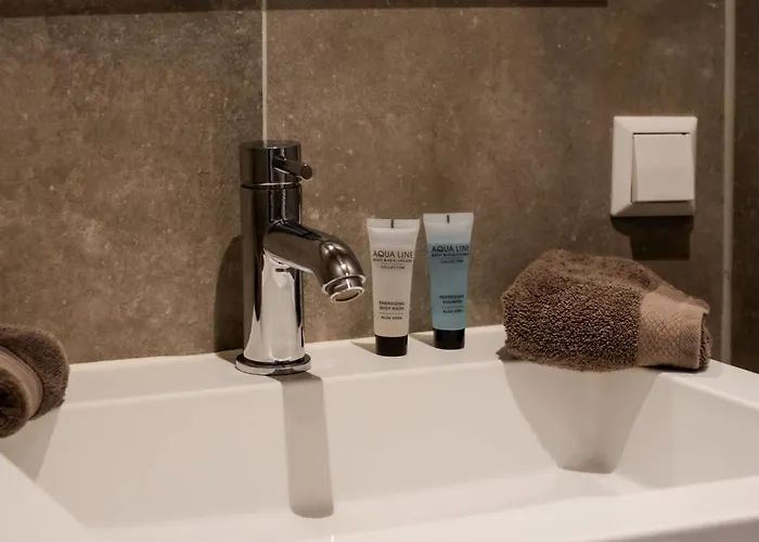 דירה Your Modern Retreat Close To Center רוטרדם