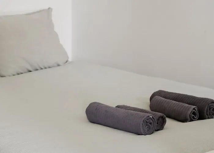 Apartment Your Modern Retreat Close To Center